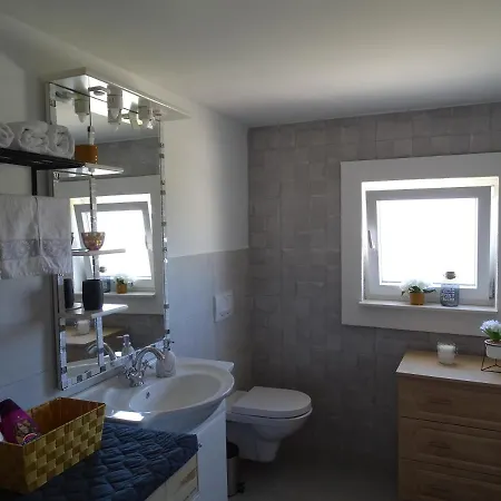 Charming Piccolo Paradiso Vlasici