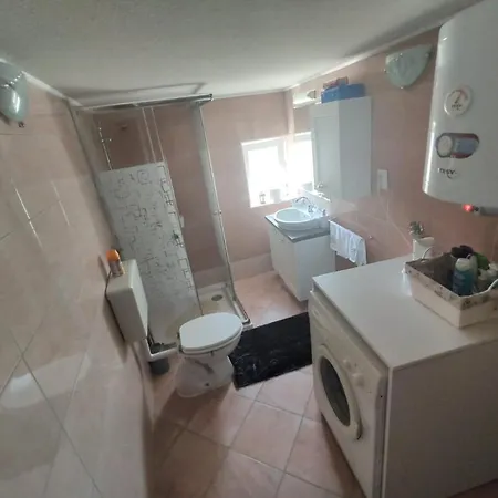 Charming Piccolo Paradiso *