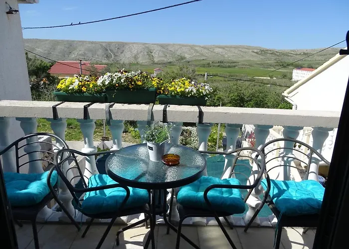 Charming Piccolo Paradiso Vlasici