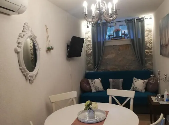 Apartamento Charming Piccolo Paradiso Vlašići