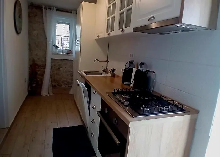 Charming Piccolo Paradiso *